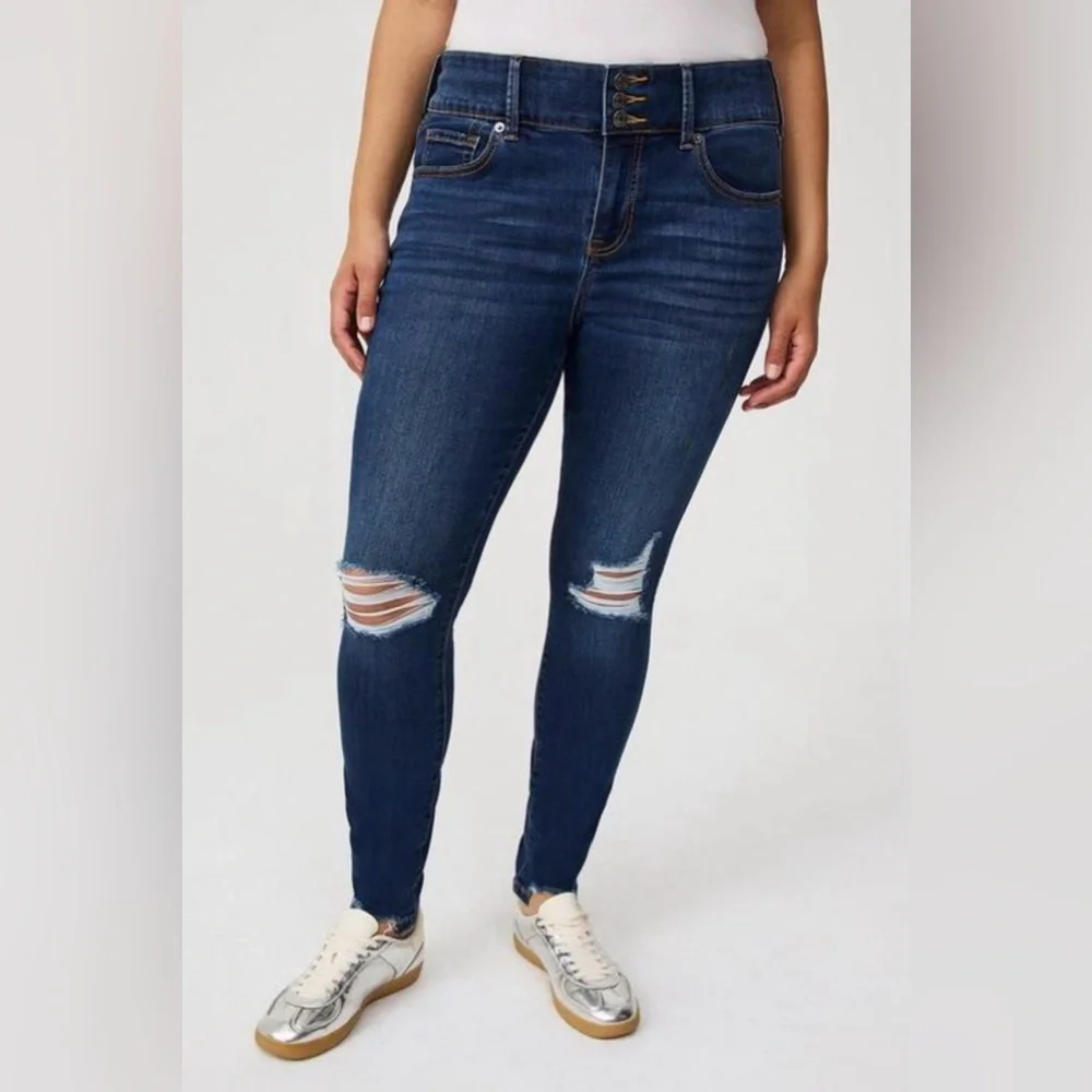 Torrid Women's Distressed Blue Jeans size 12S